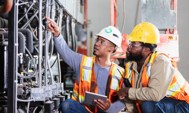  Wixom, MI Electrician Pros